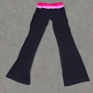 Lululemon Vintage Y2K Pink/Black *REVERSIBLE* Yoga Pants
